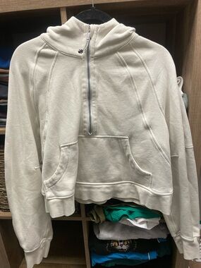 Cream lululemon scuba hoodie M/L